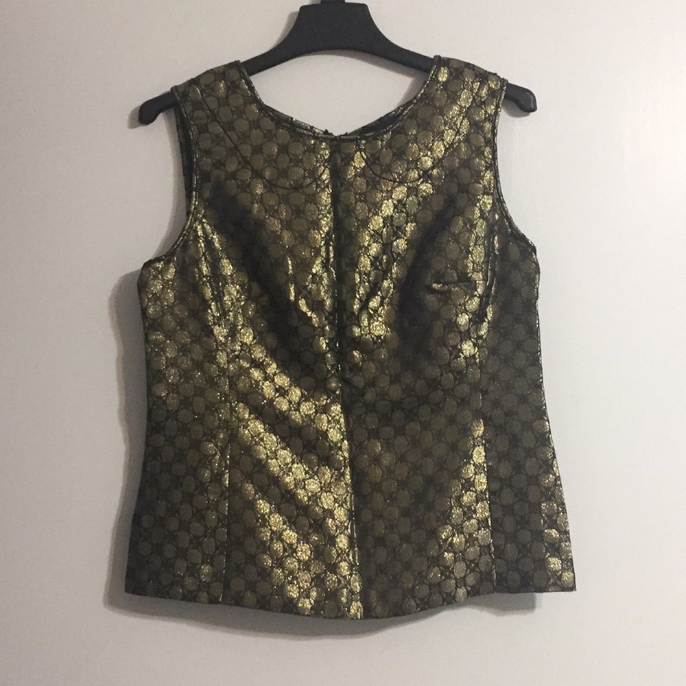 Never worn Studio M vest! New with tags!